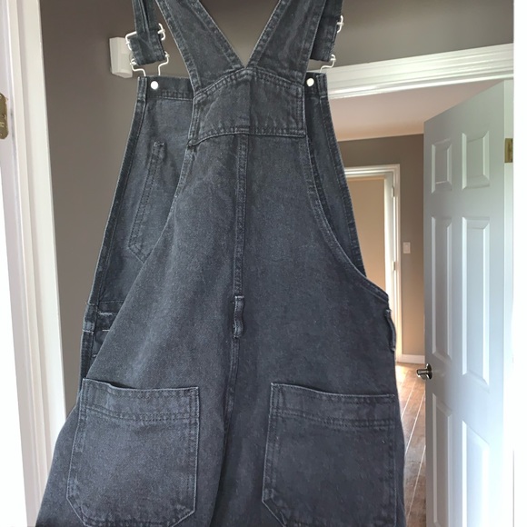 Black Short overalls - Picture 2 of 3